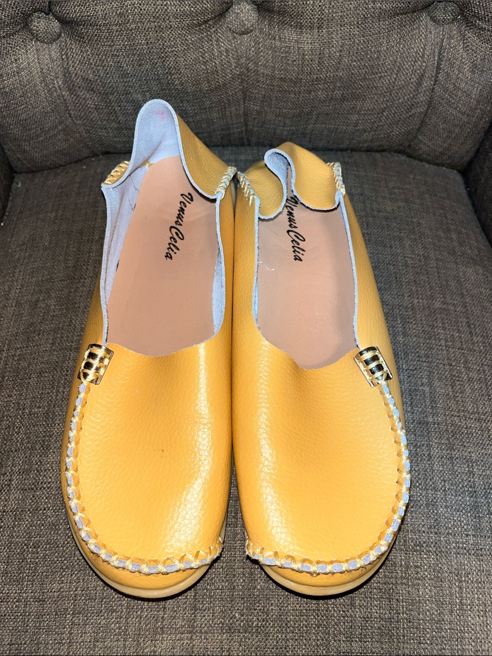 Venus Celia yellow leather moccasin-style flat loafers women's 39